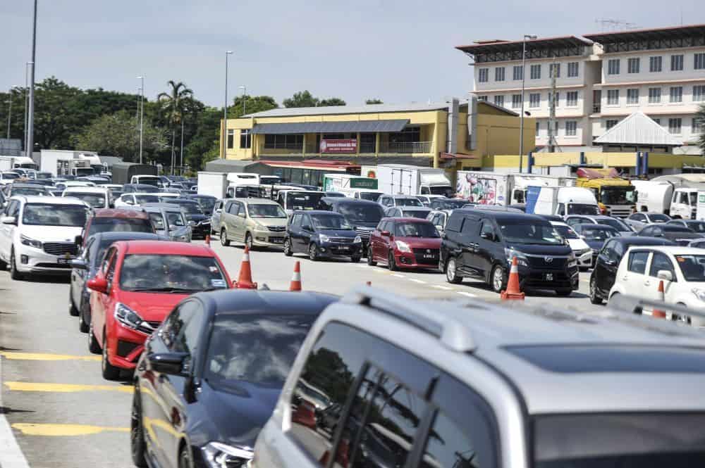 Those who “Balik Kampung” were not allowed to go back.