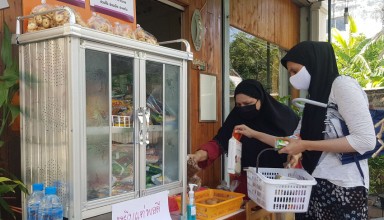 Community pantries” continue to rise in Thailand to donate food