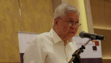 Former foreign affairs secretary Albert del Rosario