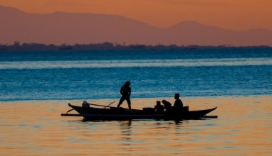 Filipino fishermen