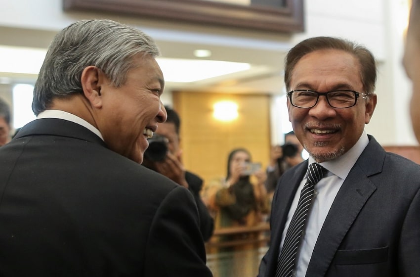 Following phone controversy, UMNO members said it’s about time for Zahid to step down.