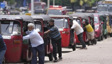 Sri Lankan parliament closes early due to gas shortage