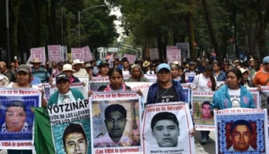 Mexico arrests former top prosecutor in missing students case from 2014