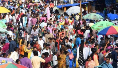 Crowds at Malaysian immigration at the start of the long Deepavali weekend