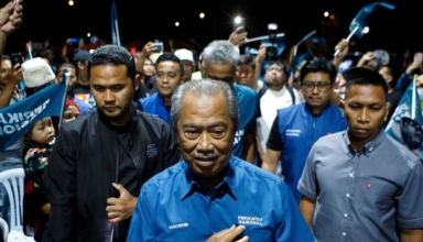 malaysia's anwar, muhyiddin race to establish government