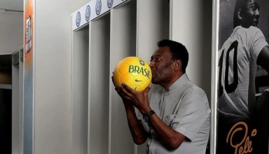 'king' pele mourned all over the world