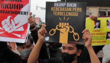 sex outside marriage ban tests indonesian democracy