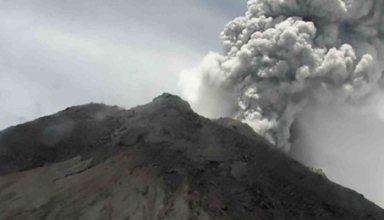 mt marapi in indonesia erupts spewing 300 meter high ash