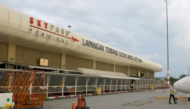 malaysia transport minister says subang airport would become regional aviation center