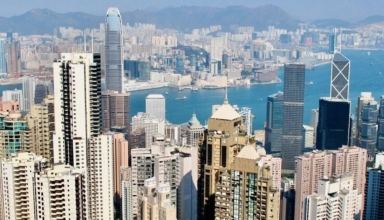 hong kong hasn't been replaced by singapore