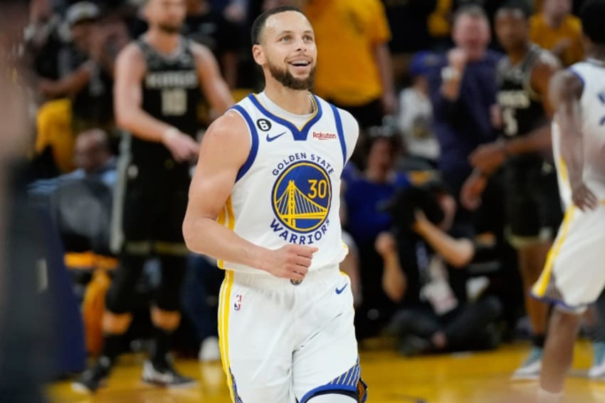 Warriors Win Game 4 Despite Curry’s Mental Mistake