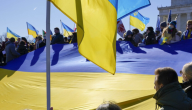 Geopolitical Risks in Ukraine and Russia Pose Challenges for Investors