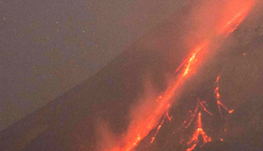 Indonesia's Mount Merapi Roars to Life Eruption Sends Lava Cascading Down