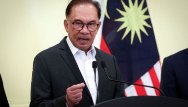 voting begins in malaysia as pm anwar's government seeks to strengthen hold against strong islamic opposition