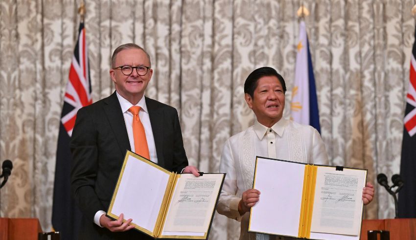 australia and ph forge stronger strategic amid south china sea issue