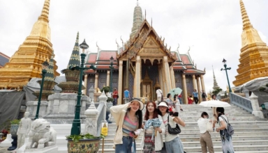 thailand welcomes chinese tourists with visa waiver here’s why