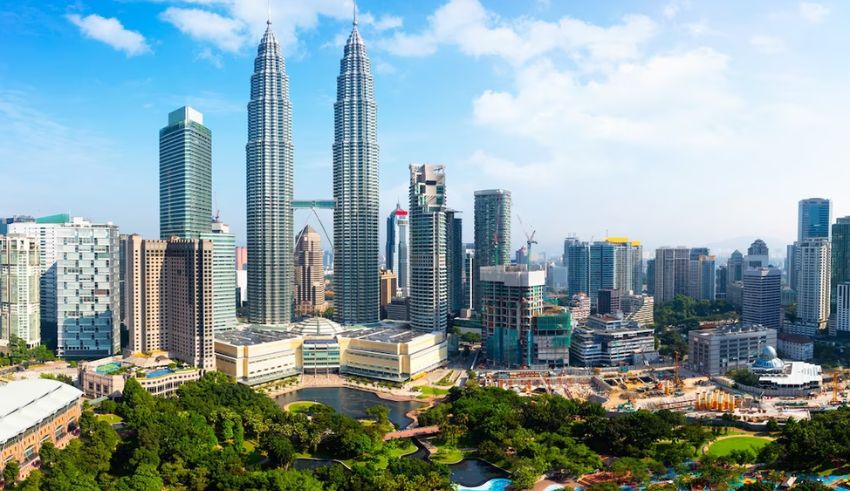 malaysia's visa free push for chinese tourists local businesses concerned