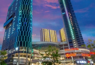 the pakuwon mall indonesia's biggest mall