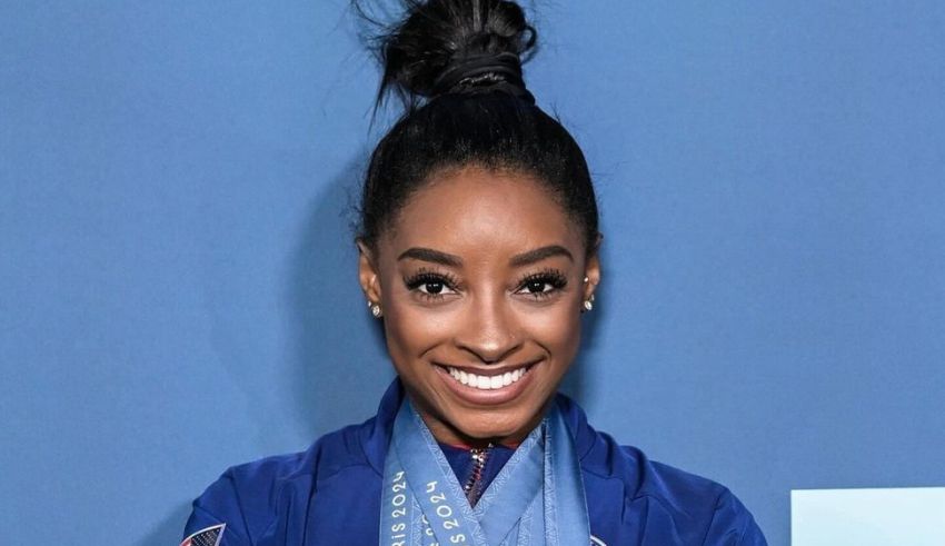 simone biles stumbles on balance beam, misses medal podium