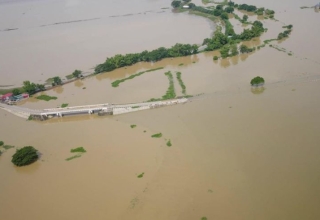 countries at high flood risk a deep dive into global vulnerabilities and challenges