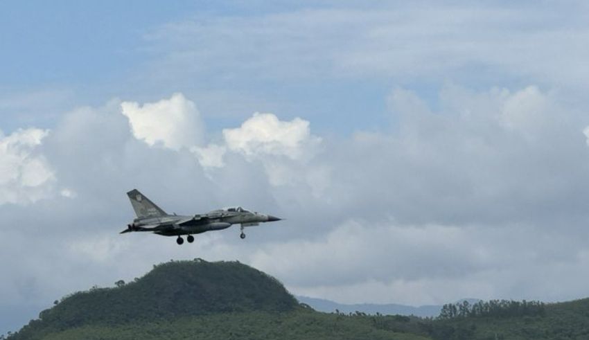 record number of chinese military aircraft detected around taiwan