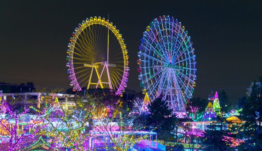 people bid farewell to a yomiuriland's landmark giant ferris wheel after 44 years