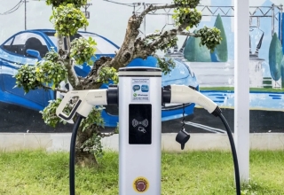 China Indonesia EV batteries