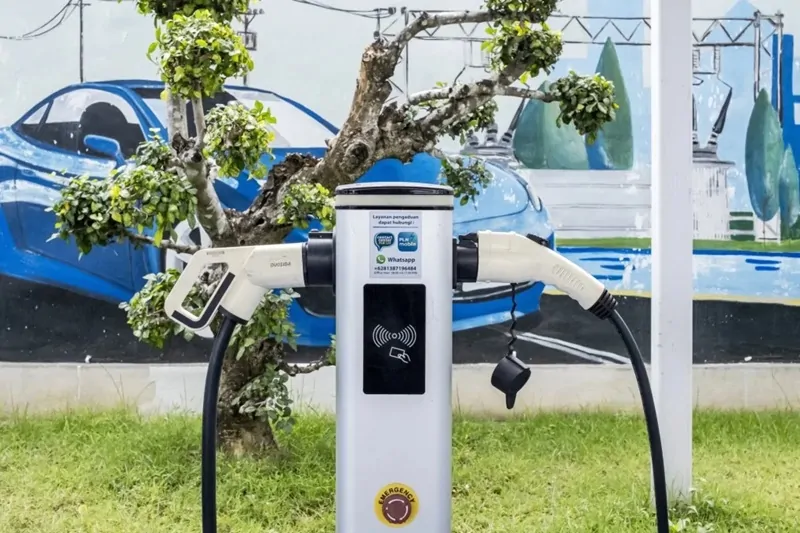 China Tightens Grip on Indonesia’s EV Battery Sector as LG Bows Out