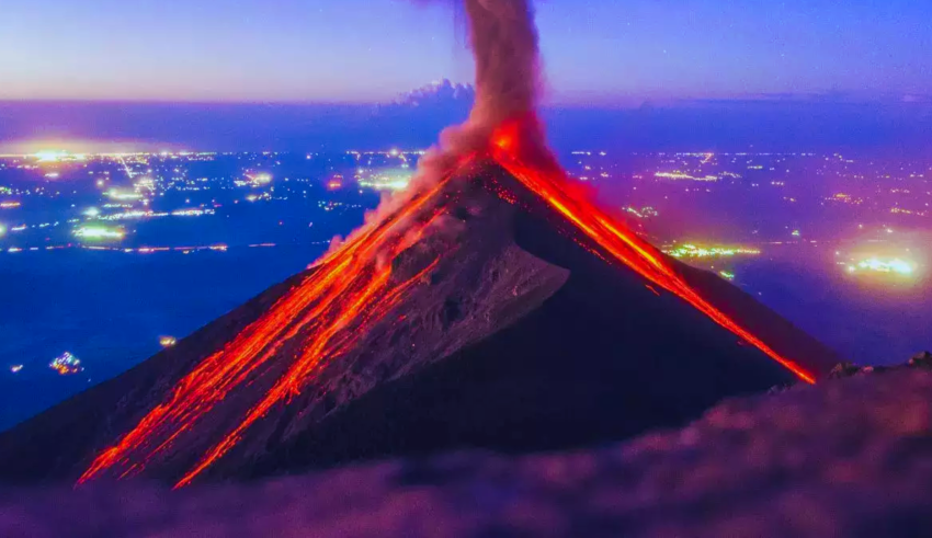 Philippines’ Kanlaon Volcano erupts